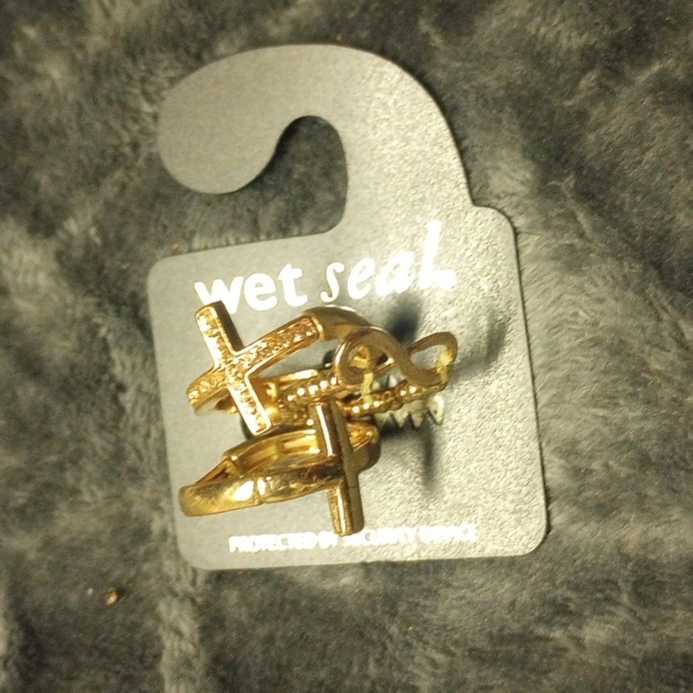 Wet seal stretch 3- ring set